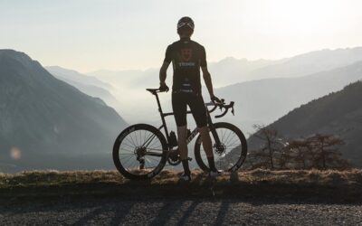 Uhrenmarke TUDOR und Cancellara mit Schweizer Profi-Radteam